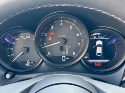 Porsche Macan T AWD 2026