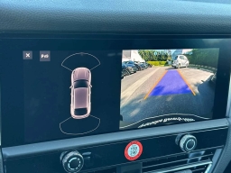 Porsche Macan T AWD 2026