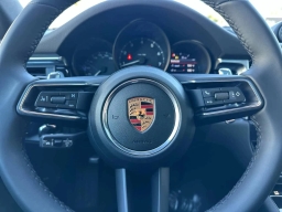 Porsche Macan T AWD 2026