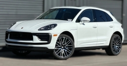 Porsche Macan Base AWD 2026