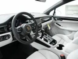 Porsche Macan T AWD 2026