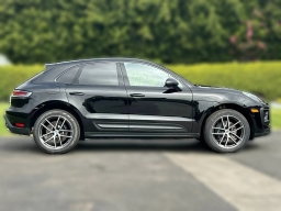 Porsche Macan T AWD 2026