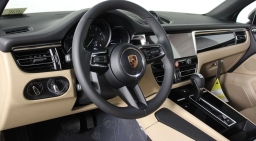 Porsche Macan T AWD 2026