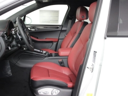 Porsche Macan T AWD 2026