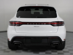 Porsche Macan T AWD 2026