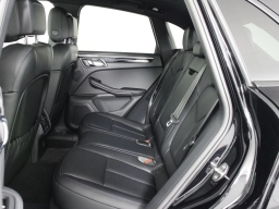 Porsche Macan T AWD 2026