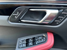 Porsche Macan T AWD 2026