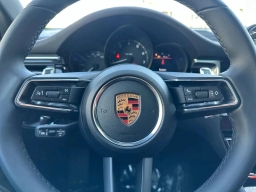 Porsche Macan T AWD 2026