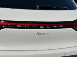 Porsche Macan T AWD 2026