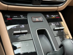 Porsche Macan T AWD 2026