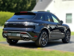 Porsche Macan T AWD 2026
