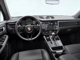 Porsche Macan Base AWD 2026