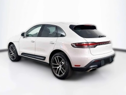 Porsche Macan T AWD 2026