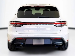 Porsche Macan T AWD 2026
