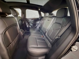 Porsche Macan T AWD 2026