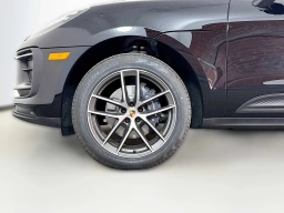 Porsche Macan T AWD 2026