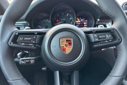 Porsche Macan Base AWD 2026