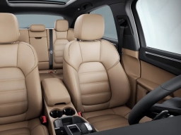 Porsche Macan Base AWD 2026