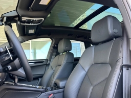 Porsche Macan T AWD 2026