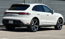Porsche Macan T AWD 2026
