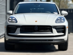 Porsche Macan T AWD 2026