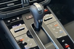 Porsche Macan T AWD 2026