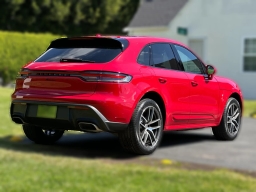 Porsche Macan T AWD 2026