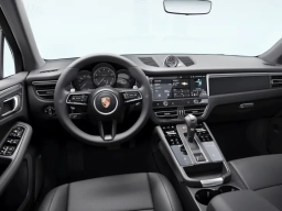 Porsche Macan T AWD 2026