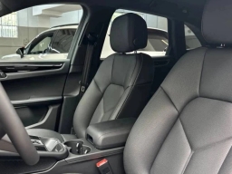 Porsche Macan T AWD 2026