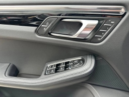 Porsche Macan T AWD 2026
