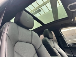 Porsche Macan T AWD 2026