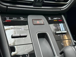 Porsche Macan T AWD 2026