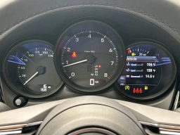 Porsche Macan T AWD 2026