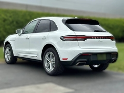 Porsche Macan T AWD 2026