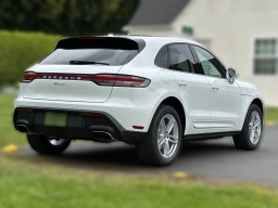 Porsche Macan T AWD 2026