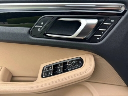 Porsche Macan T AWD 2026