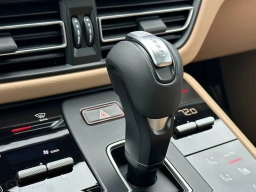 Porsche Macan T AWD 2026