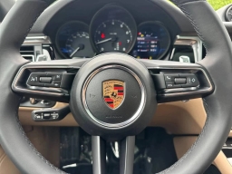 Porsche Macan T AWD 2026