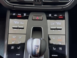 Porsche Macan T AWD 2025