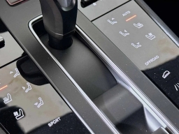 Porsche Macan T AWD 2025