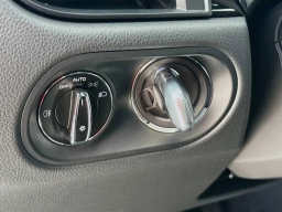 Porsche Macan T AWD 2026