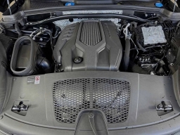 Porsche Macan T AWD 2026