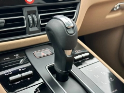 Porsche Macan T AWD 2026