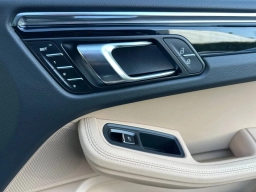 Porsche Macan T AWD 2026