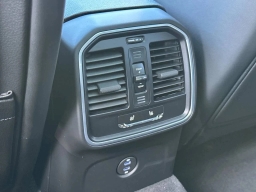 Porsche Macan T AWD 2026