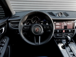 Porsche Macan T AWD 2026