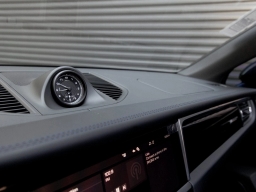 Porsche Macan T AWD 2026