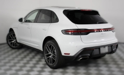Porsche Macan T AWD 2026