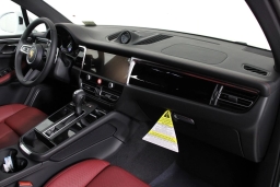 Porsche Macan T AWD 2026