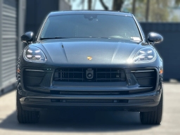 Porsche Macan Base AWD 2026